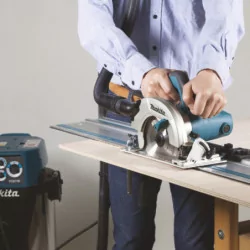 Scie circulaire HS6601J diamètre 165 mm 1050W Makita