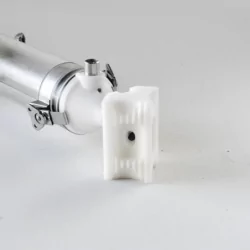 Outil de charge pour angle rentrant mud head Tapetech