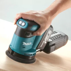 Ponceuse excentrique à batterie 18 V Ø125 mm (machine seule) Makita