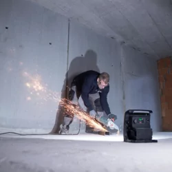 Projecteur de chantier LED Multi Battery + secteur 6050 MH 6200 Lm Brennensthul